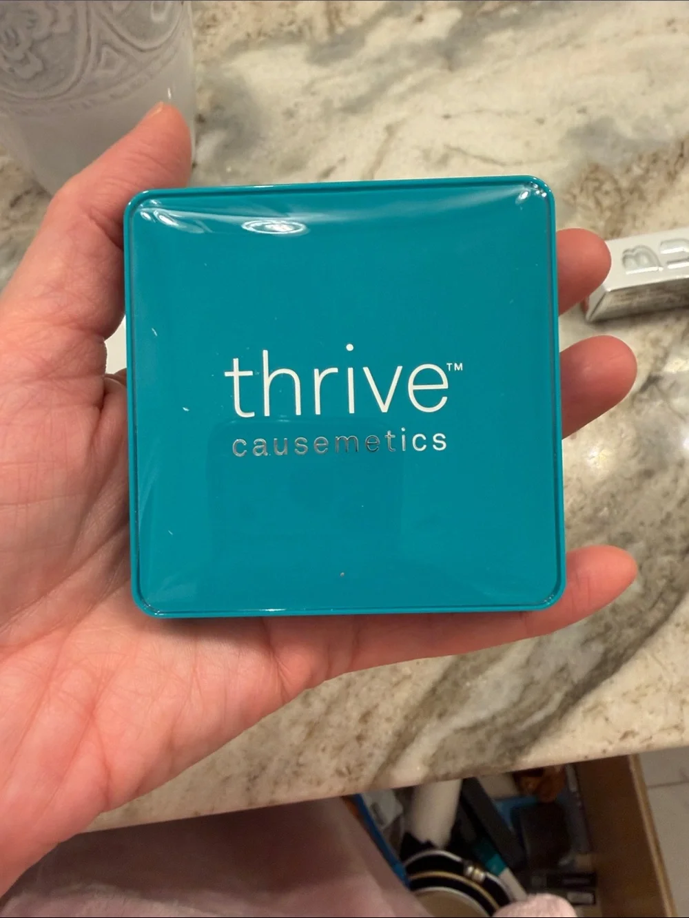 New in Box Thrive Causemetics Focus Eyeshadow Palette No. 2 Shimmer to matte